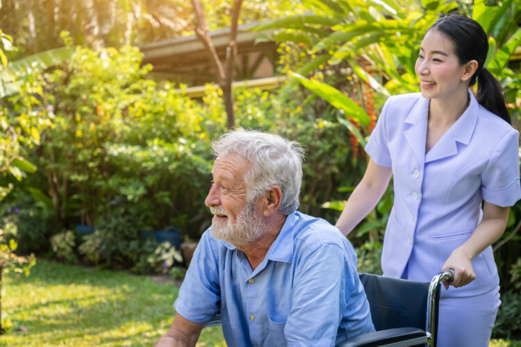 Signs Your Elderly Parent May Need Assisted Living